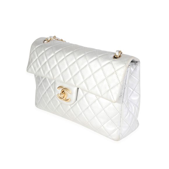 Chanel Silver Quilted Lambskin Soft Maxi Single Flap Bag - Picture 2 of 7